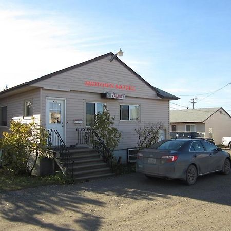 Midtown Motel On Alaska Ave Dawson Creek Exterior photo